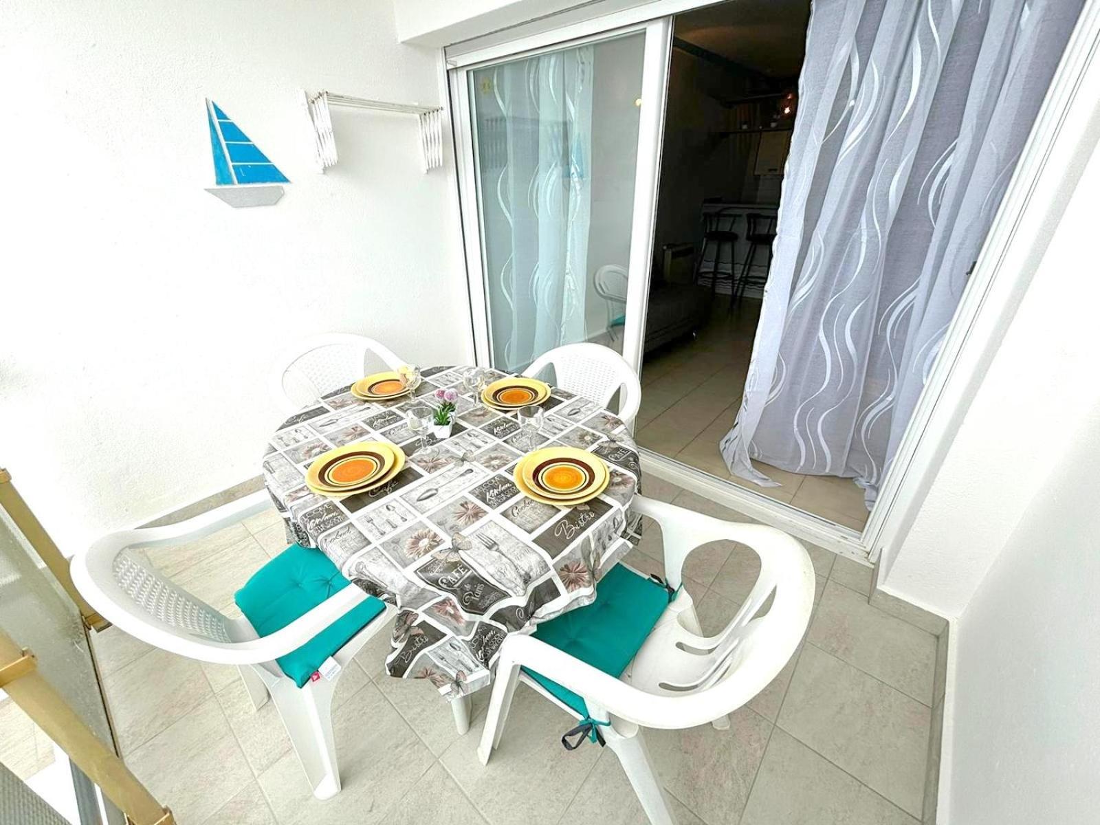 Meda Chica 3E Apartment Росес Екстериор снимка